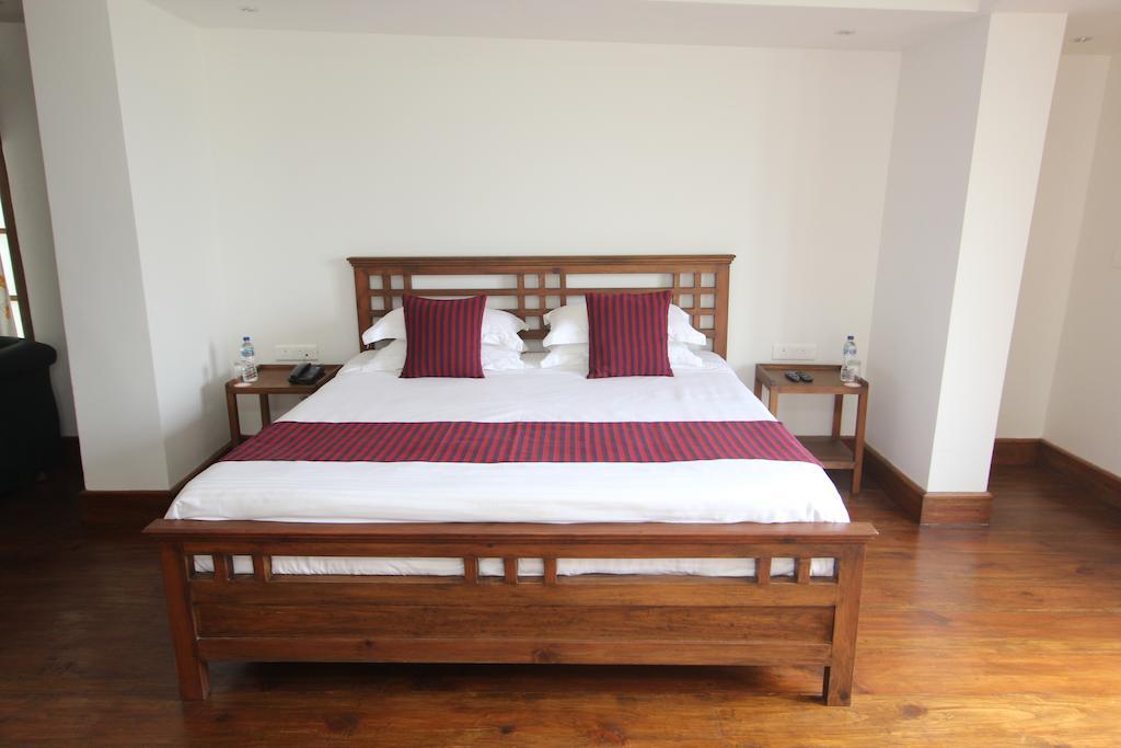 Bed and Breakfast The Pear Tree Шиллонг Номер фото